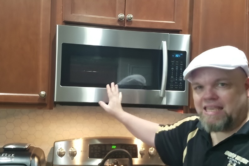 Buld-in Microwave Repair in Thornton